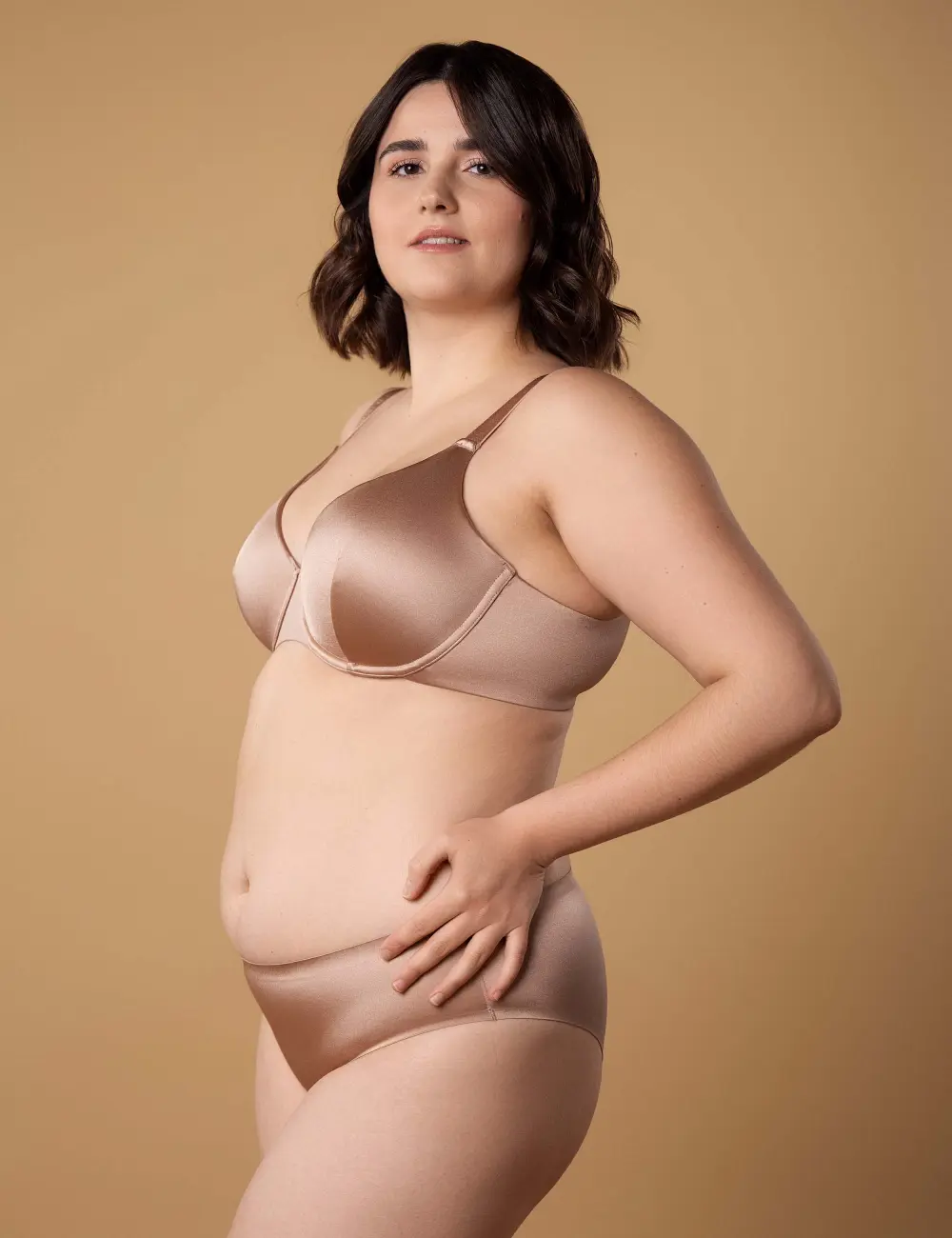 Biustonosz z miękką miseczką 522CP nude