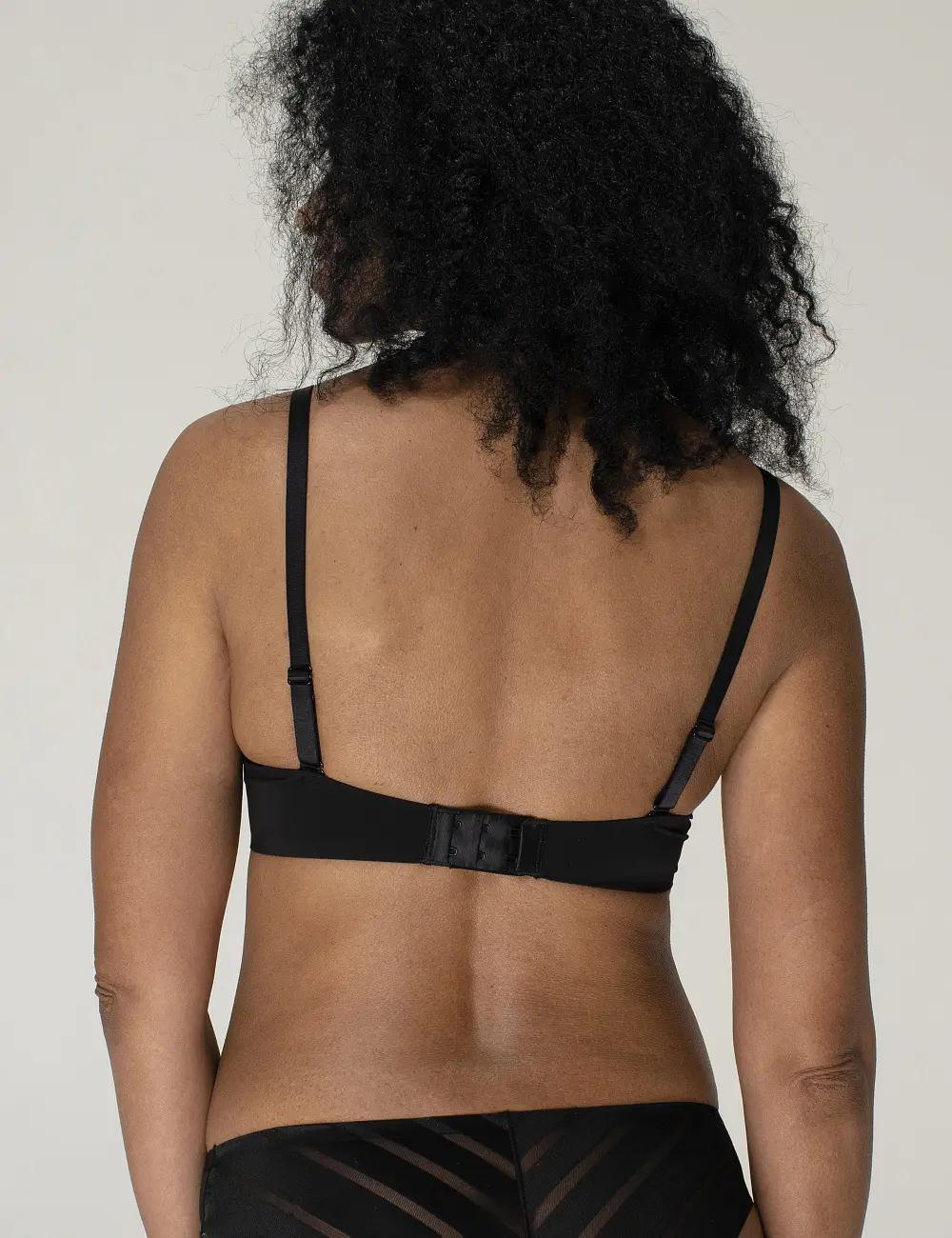Biustonosz push-up 076C czarny