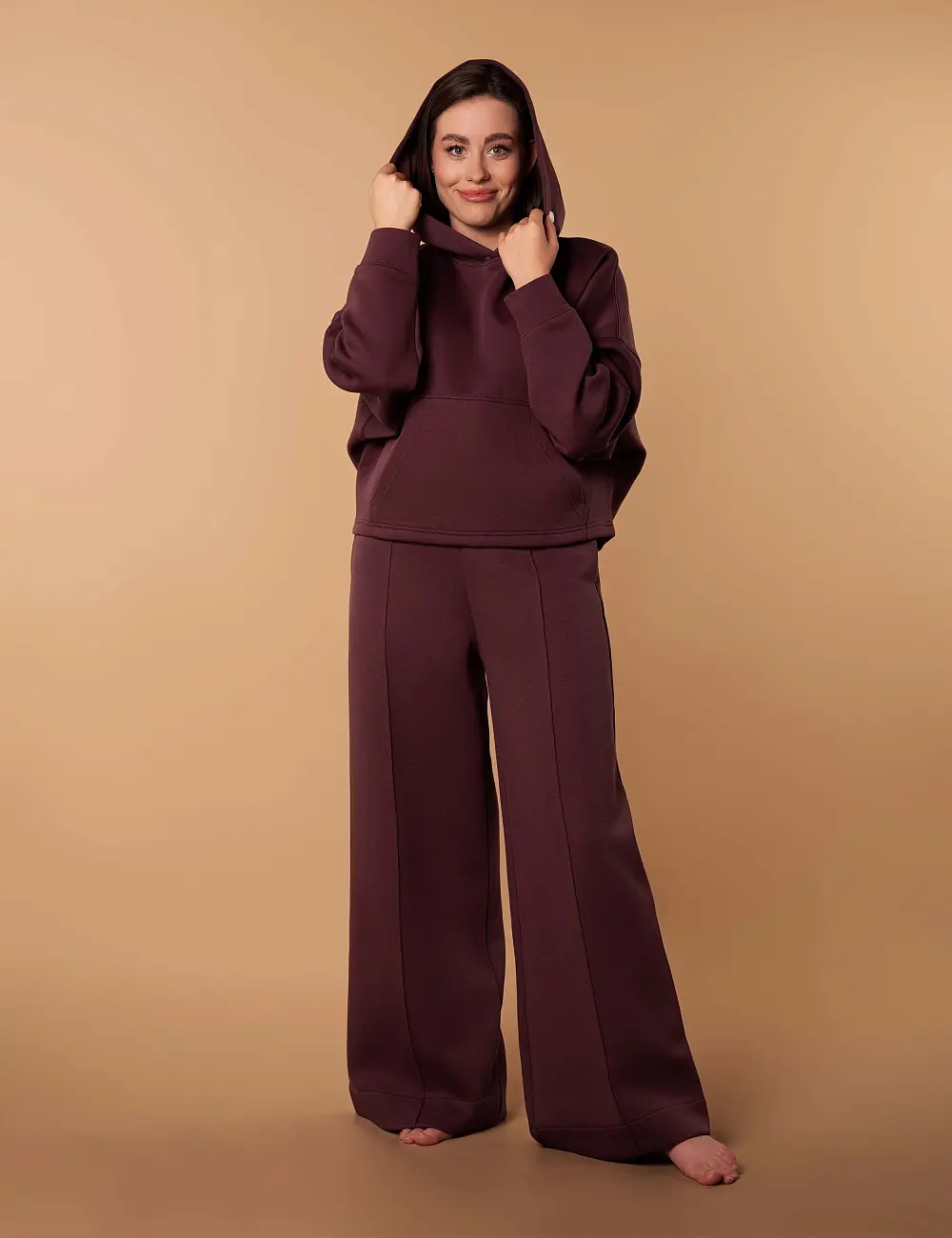 Sweter z kapturem 002AO mahoniowy