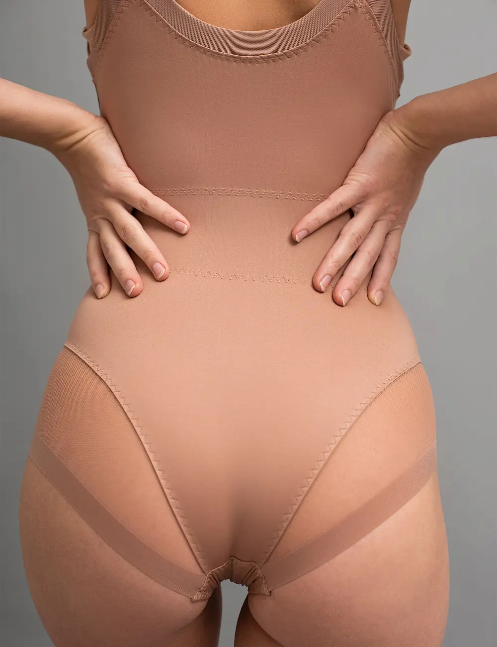 Body 015SW z efektem korygującym