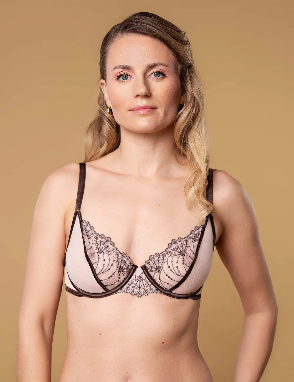 Biustonosz z miękką miseczką 077LB grafit