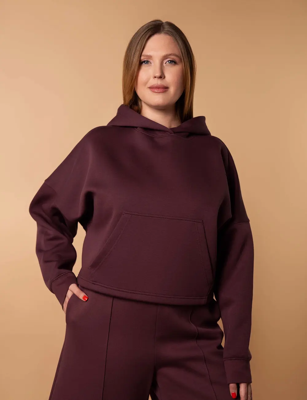 Sweter z kapturem 002AO mahoniowy
